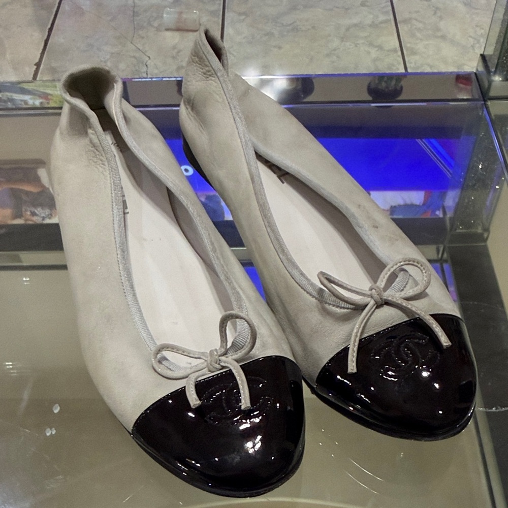 Chanel flats